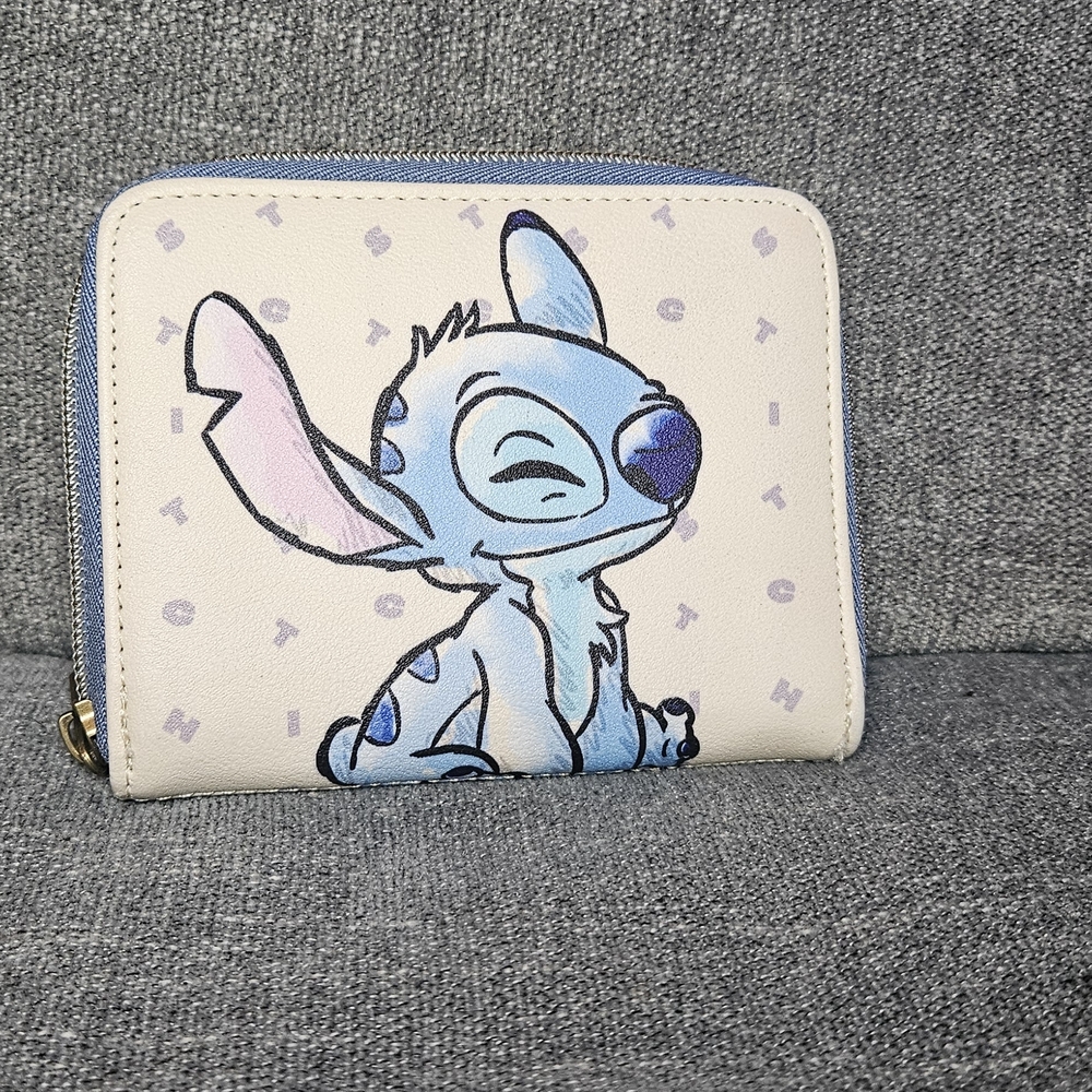 Loungefly Blue and Cream Stitch Wallet